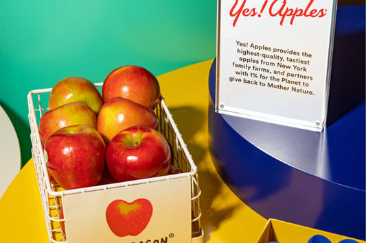 Pop Up Grocer Features Yes! Apples at Chicago Location