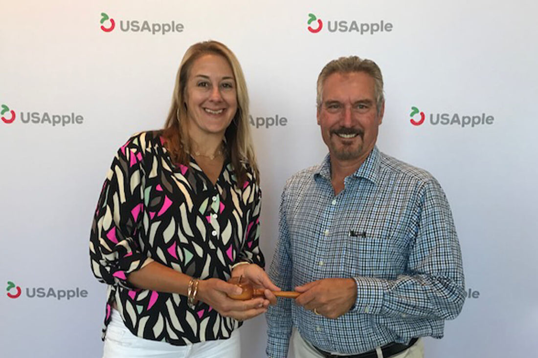 Gavel passes to new USApple board chair